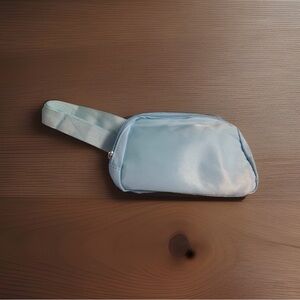 Elegant Blue Crossbody Bag